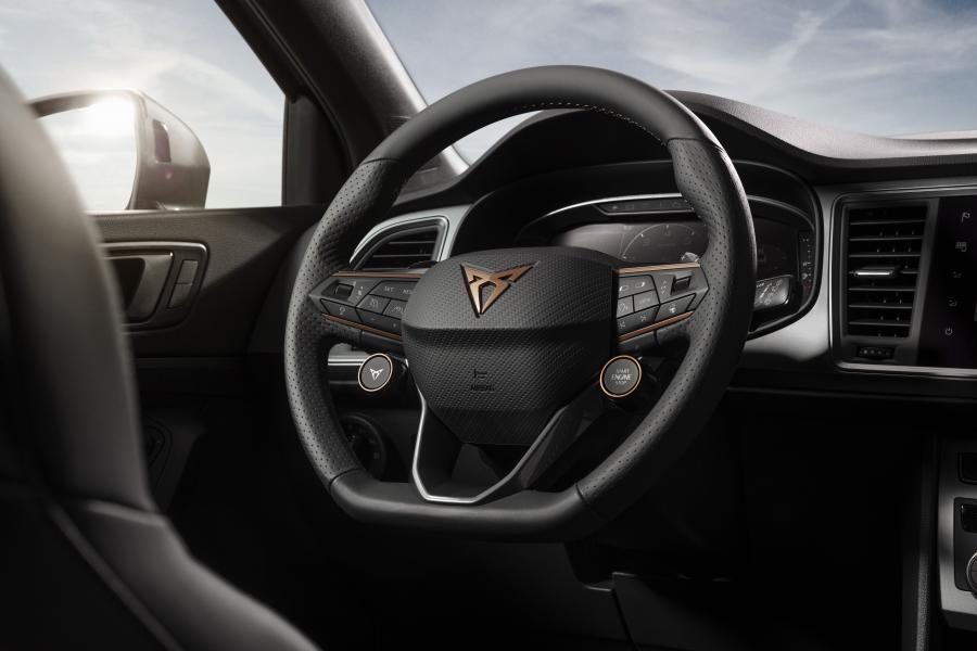 Интерьер Cupra Ateca 2020 года  (WW) (фото 31 из 40)